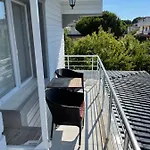 Can's Homes Σπίτι διακοπών Κουσάντασι