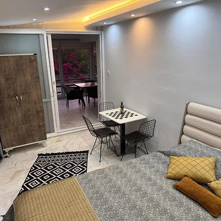 Can's Homes 펜션 쿠사다시
